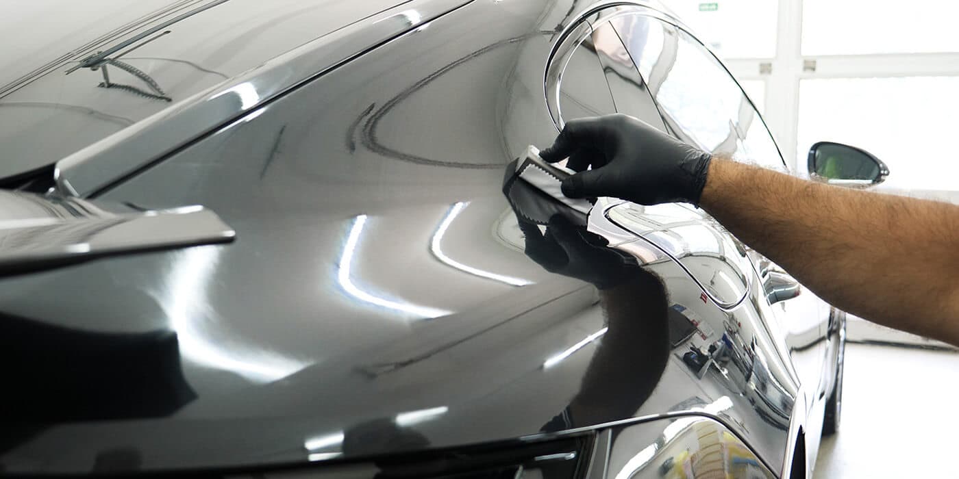 Bodywork treated with a ceramic coating at the XWrap workshop in Valencia