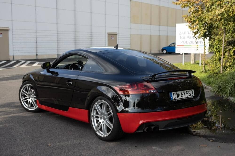 Audi TT con vinilado de detalles realizado por XWrap en Valencia