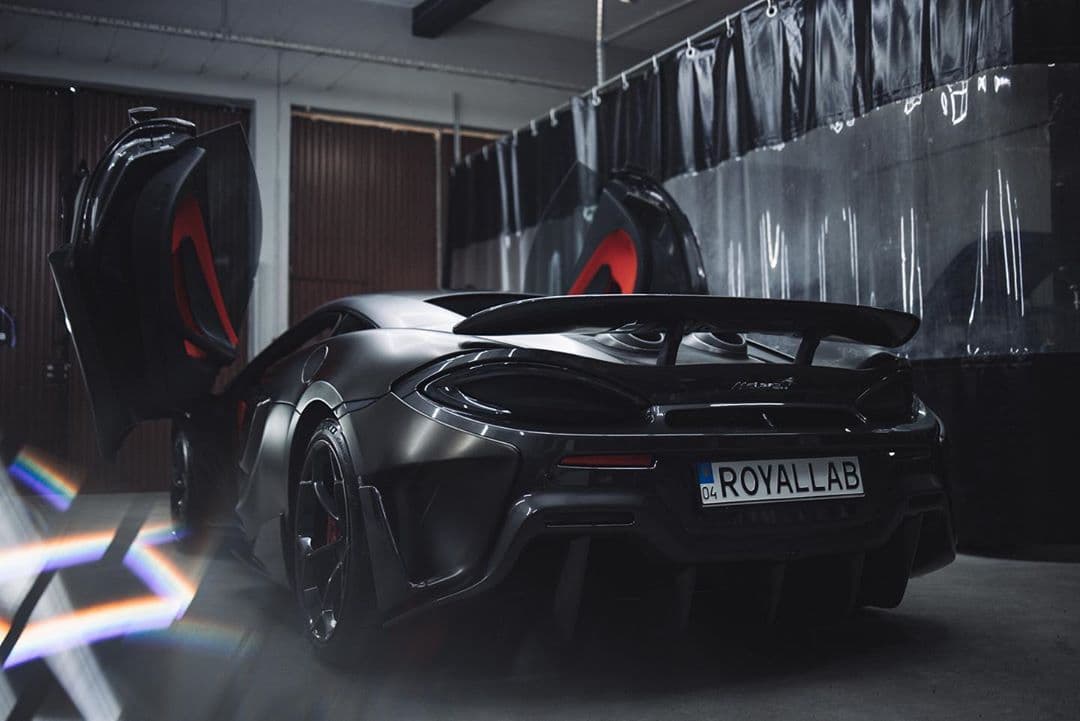 McLaren 600LT worked on by XWrap at its Valencia workshop
